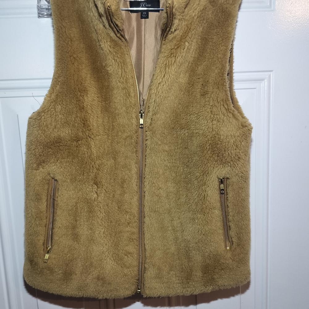J.Crew Plush Fleece Sherpa Excursion Vest Teddy Faux Fur Camel Brown XS - Picture 4 of 11